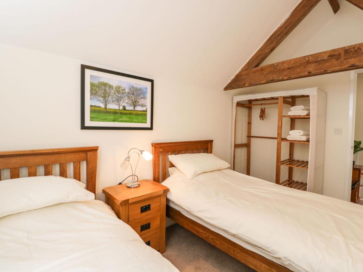 Stables Cottage Мелкшам Екстериор снимка